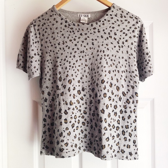 ZZ Silk Tops - Gray Leopard Print Cashmere Silk Crop Sweater